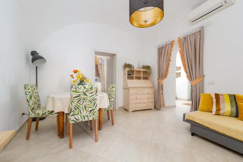 Citrus Garden House - Stylish Apt by the center Citrus Garden House - Stylish Apt by the center