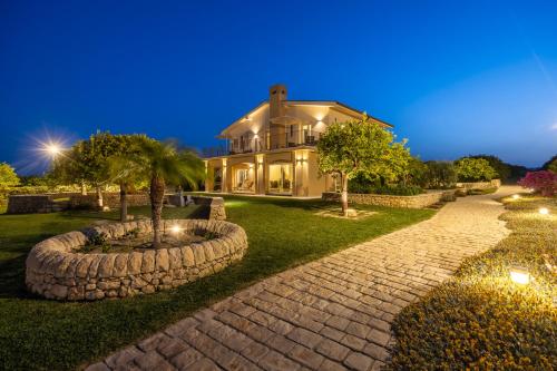 Fiore di Vendicari B&B - Sicilian Charme, Lemon Grove and Sea 3