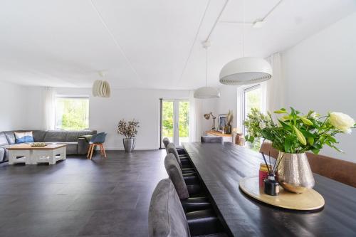  Modern Luxury villa in Zeewolde