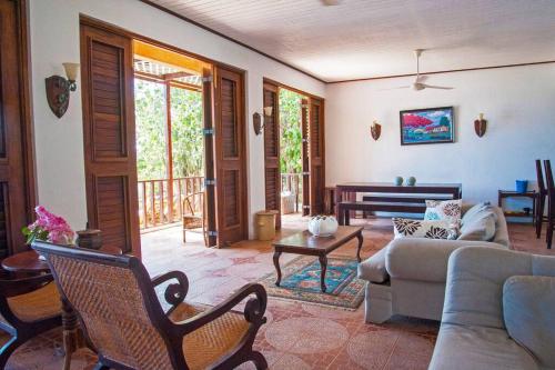Bliss By The Sea - Beach Front Villa with Private Pool in Treasure Beach