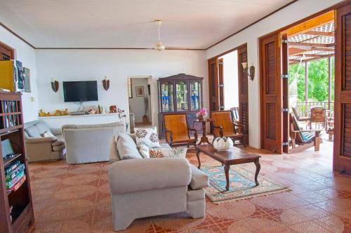 Facilities, Bliss By The Sea - Beach Front Villa with Private Pool in Treasure Beach