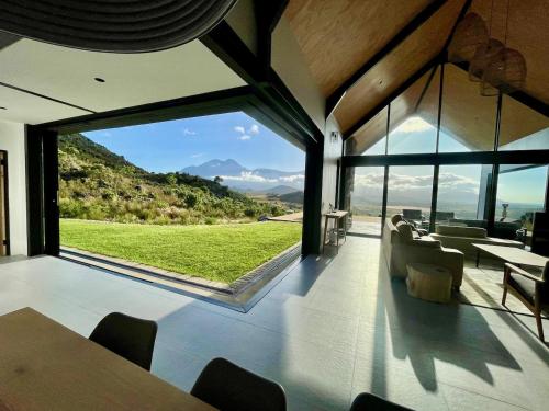 Lingkungan sekitar, The Unbound - Escape the Ordinary in Sungai Breede