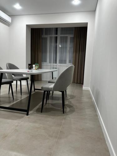 Апартаменты на центр на Егизбаева in Uralsk