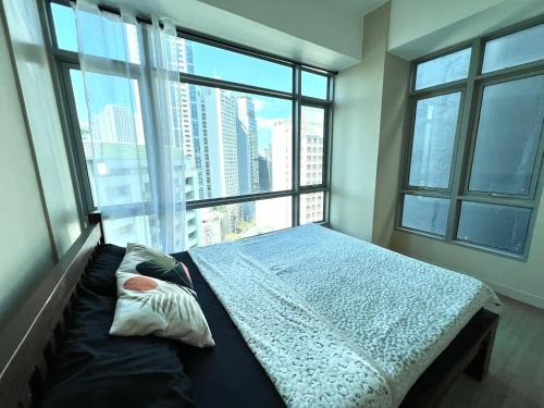 New Cozy 1BR Unit in Salcedo Makati! New Cozy 1BR Unit in Salcedo Makati!