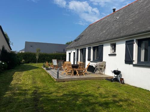 Maison HERMANVILLE SUR MER plein pied-à côté de la plage