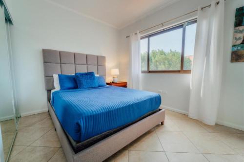 Beautiful 4 bedroom house in gold coast - image 4