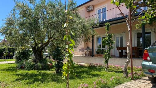 Apartment Gracijana in Buici