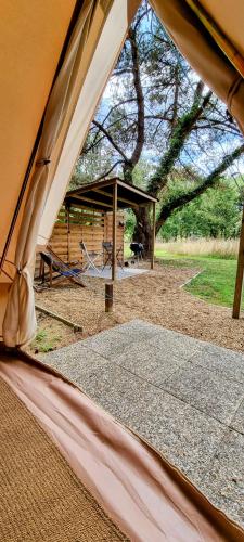 Létesítmények, Luxury Bell Tent at Camping La Fortinerie in Chenehutte-Treves-Cunault