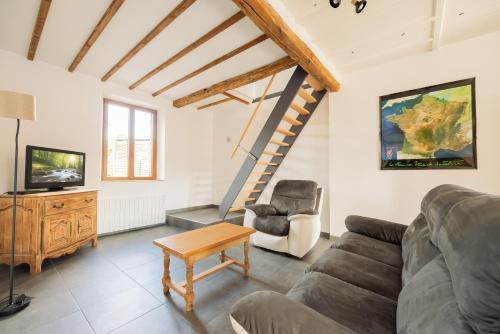 Gîte de la Louvière - maison de campagne (Gite de la Louviere - maison de campagne) in Boult-aux-Bois