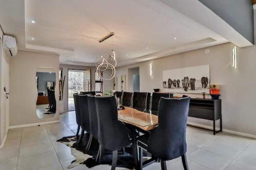 House of Bongekile 4 Bed Luxury Home in Malelane