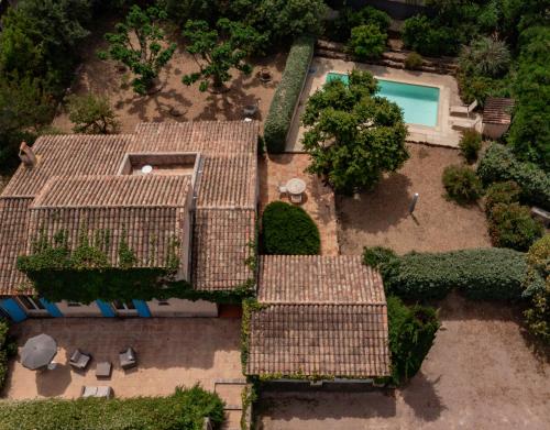 Belle Villa au calme, Piscine, jardin