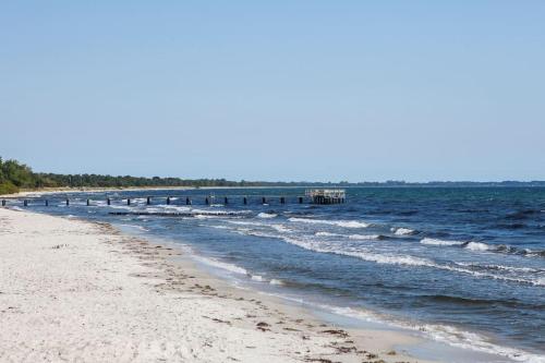 pludmale, Hidden gem by the sea in Beddingestrand