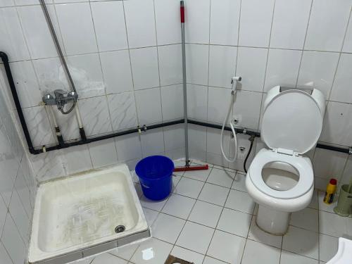 furnished room not far from union metro - image 4