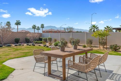 5br Family Home in Coachella Valley in Coachella, USA