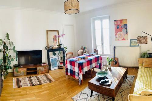 Joli appartement 2 pièces lumineux - Location saisonnière - Nogent-sur-Marne