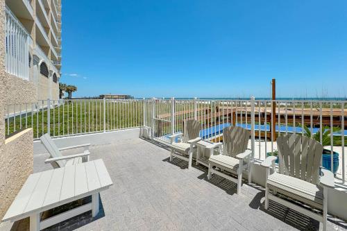 San Carlos 1408 near Pink Pony Pub