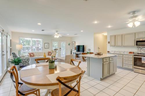 The Palm Bay St Louis Home - Walk to Beach! - image 14