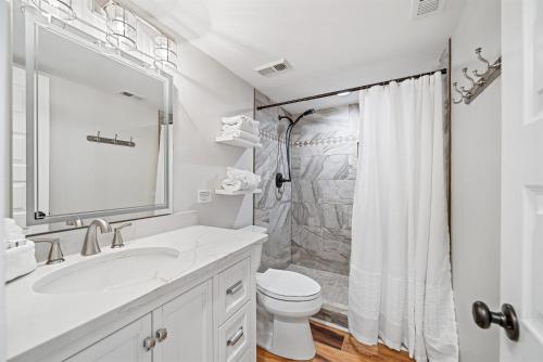 Edgewater West Unit 44 - image 4