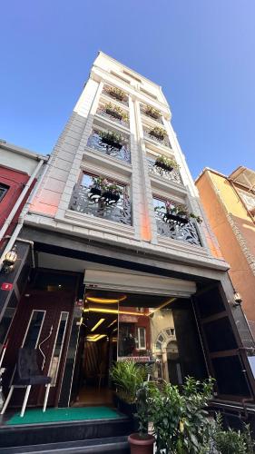 マンマ マリヤ ホテル