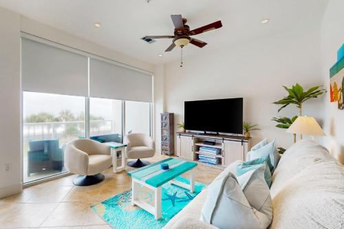 Pelican Oasis in Galveston, USA