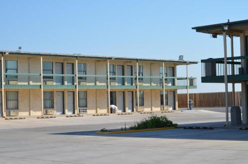 Plaza Inn - image 5