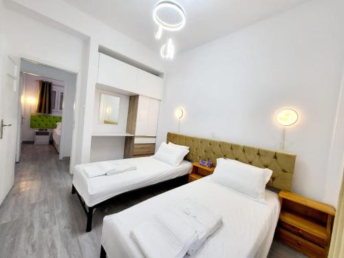 Three-Bedroom Apartment with Balcony image 10