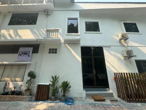 Ladakul Hostel