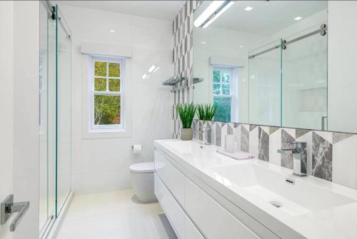 Luxury Villa 7br 7baths with a Private Pool Hamptons in Bridgehampton, USA
