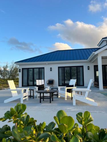 Instalaciones, Slow M'Ocean Paradise in Whitby