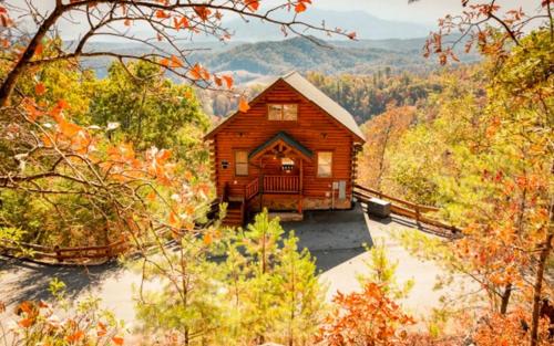 Mountain Playhouse in Sevierville, USA
