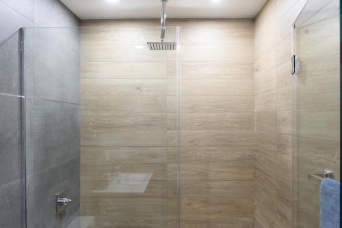 1597-9 Renovated Studio Prime UES WD in unit, New York (Foto 6)