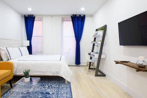 1597-9 Renovated Studio Prime UES WD in unit, New York (Foto 8)