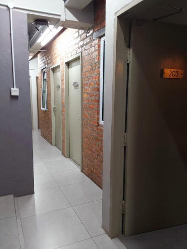 BRICKS Cameron Hostel Room Type - Double Room with Shared Bathroom