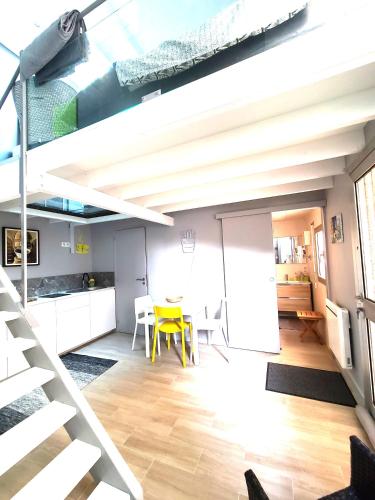 Appartement Duplex 40 M² in Фонтене-трэсигни