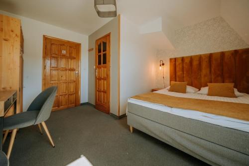 1 queen bed