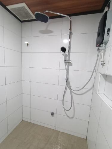 1188 GUEST HOUSE near Politeknik Tuanku Syed Sirajudin