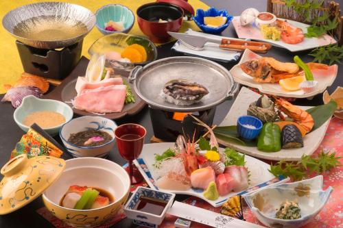 room detail thumbnail 2