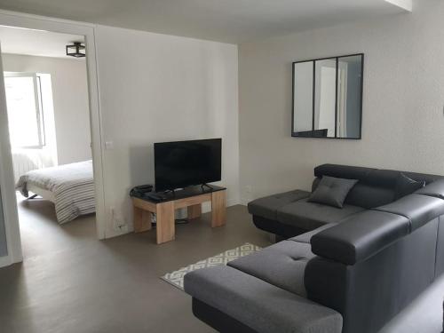 T2 centre-ville au calme, 1 chambre, 5 pers, avec climatisation, parking gratuit - Location saisonnière - Lorient