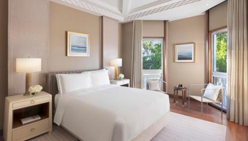 Three-Bedroom Villa with Sea View image 10
