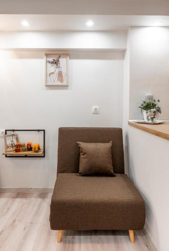ΕΥ. CENTRAL STUDIO, Larisa (Foto 5)