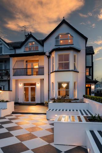 Camellia House, Abersoch