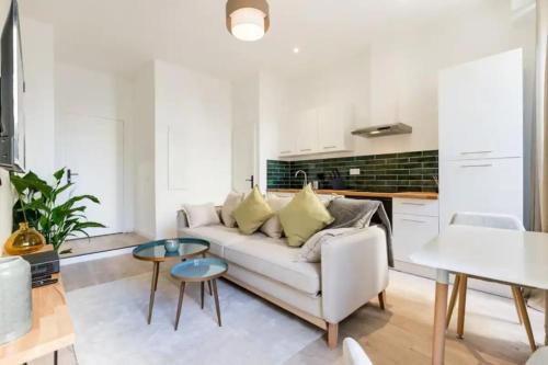 T2 Cocoon in the heart of Cours Julien | By Airnest, Marsella (foto 6)