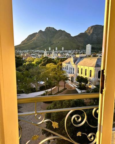 Cape Town Hollow Boutique Hotel