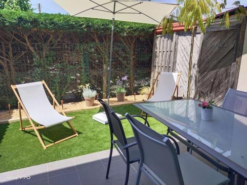 Jolie maison paisible, avec jardinet et parking in แวร์ดาล