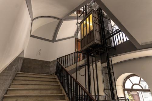 Unterkunft von außen, Antica Dimora Pessina near Santa Maria dellAnimPurgatorio Ad Arco Kirche