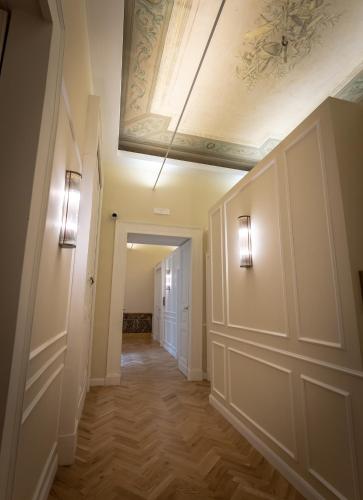 Einrichtungen, Antica Dimora Pessina near Santa Maria dellAnimPurgatorio Ad Arco Kirche