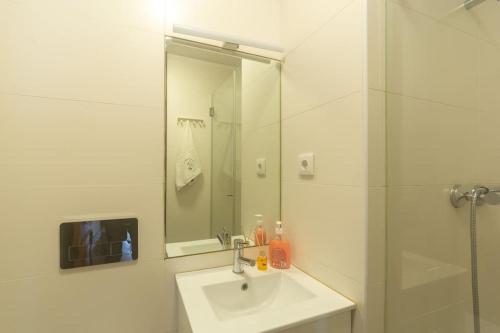 Apartamento grande e luminoso no centro Porto, Oporto (foto 11)