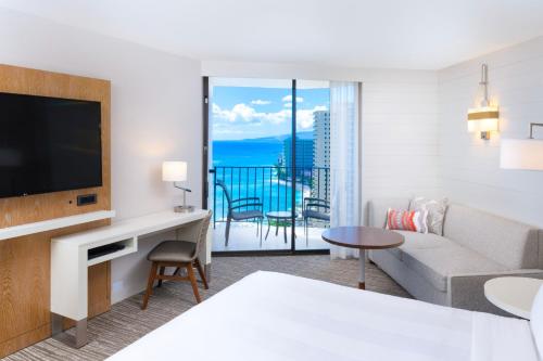 Waikiki Beach Marriott Resort & Spa - image 26