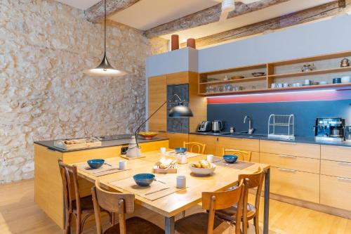 L'Arsenal - très bel appartement sur le Vieux-Port - image 5