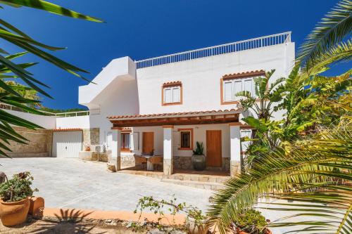 VILLA ES VEDRÁ - main image